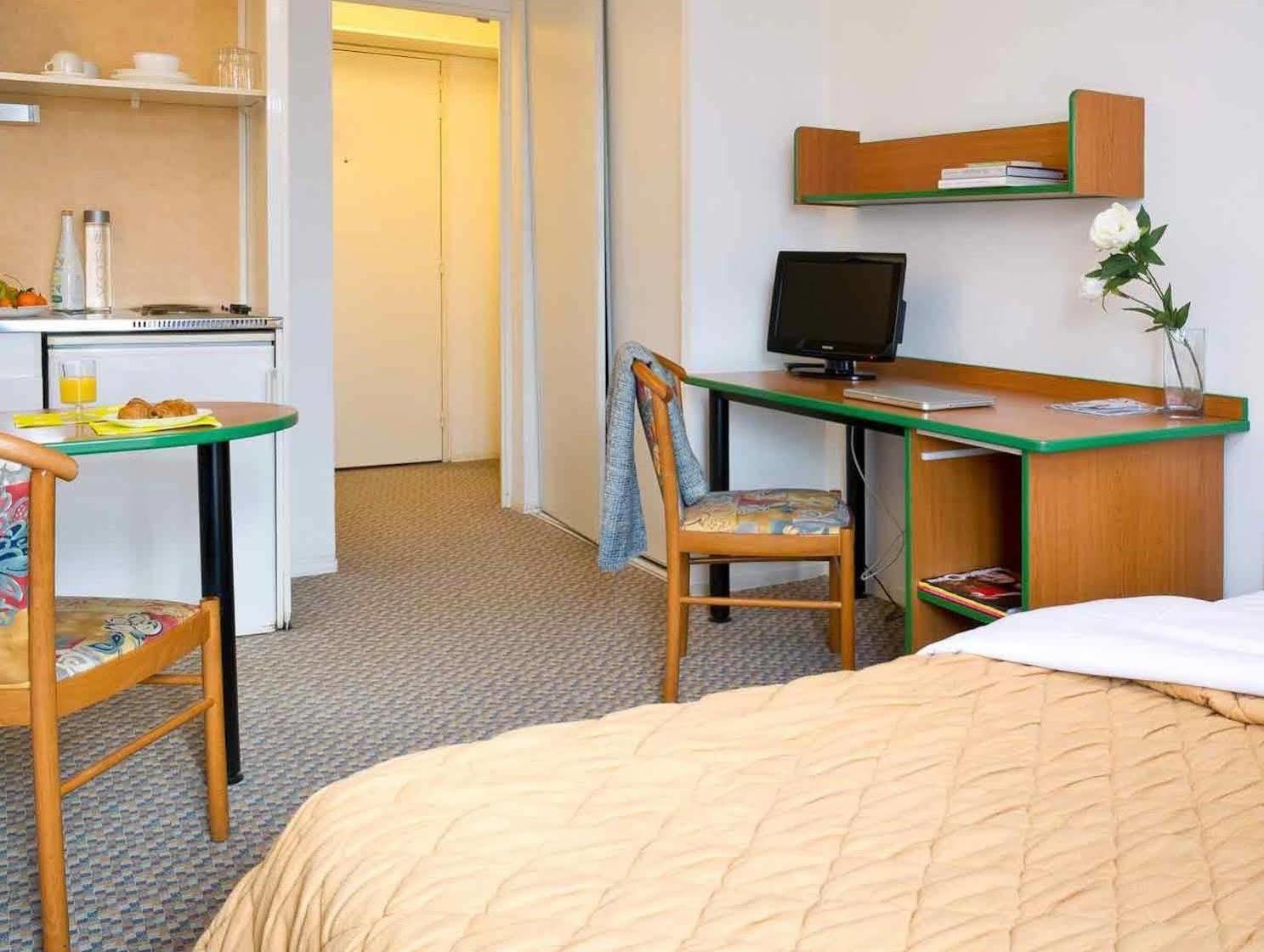 อดาจิโอ แอคเซส ปารีส ไมสัน-อัลฟอร์ท อพาร์ตโฮเต็ล Aparthotel เมซง-อัลฟอร์ ภายนอก รูปภาพ